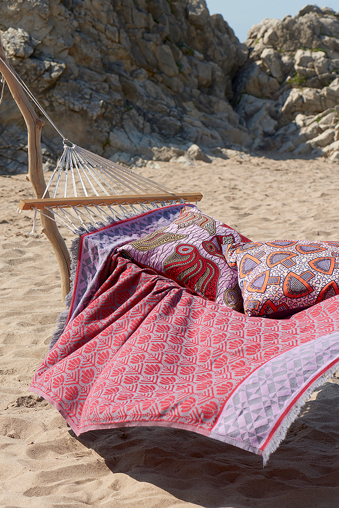 Red 'Chichen Itza' Summer Throw