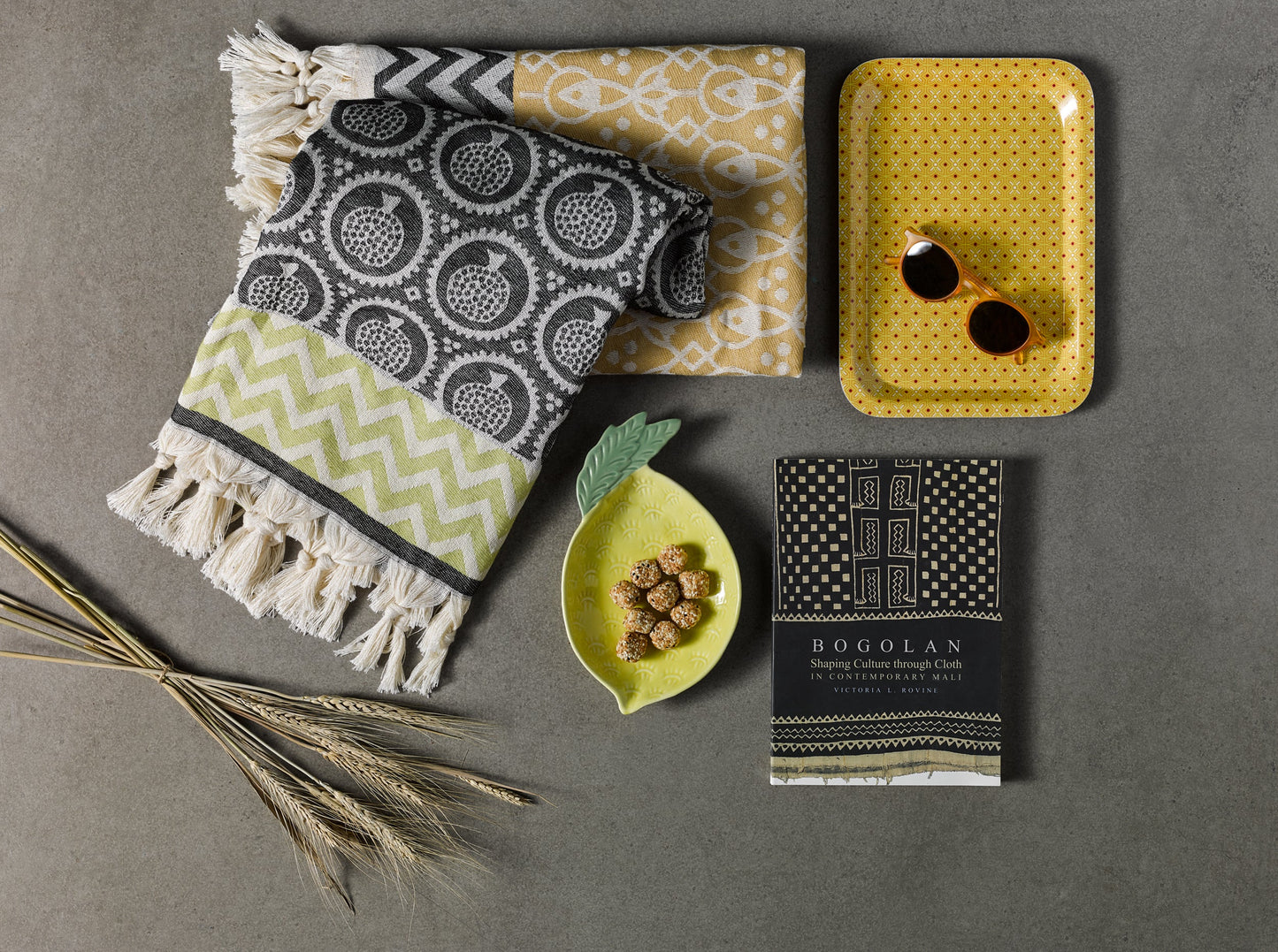 Small Fawohodie Tray