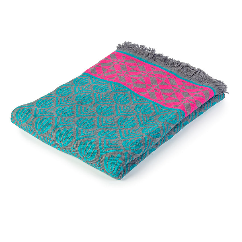 Turquoise 'Chichen Itza' Throw Blanket