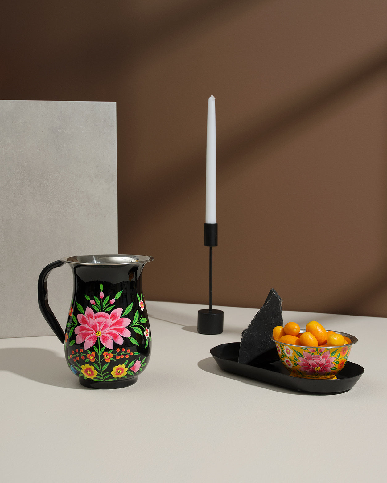 Black Lotus Jug